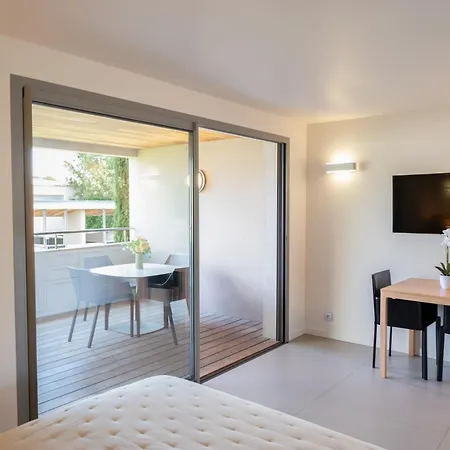 Costa Nera アパート ポルトヴェッキオ